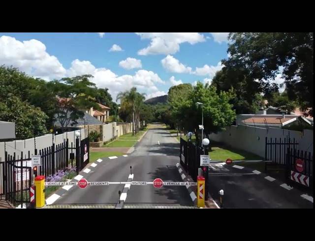 3 BEDROOM HOUSE FOR SALE IN SENDERWOOD